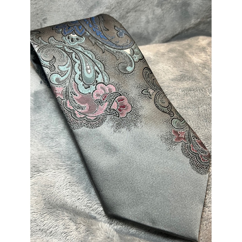 Windridge Mens Gray Paisley Silk Blend Necktie Formal Dress Tie